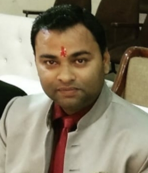 Dr. Rajnish Kumar Srivastava